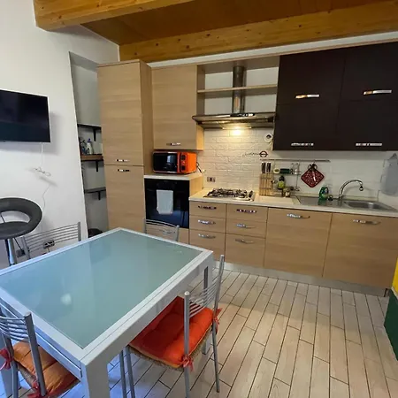 Olli's Place Urbania